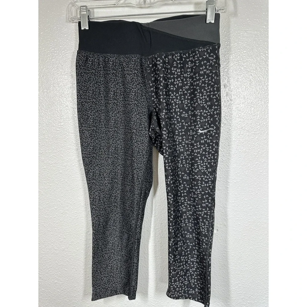 Nike Dri-FIT Pants Womens XS‎ Capri Crop Running Leggings Athletic Printed